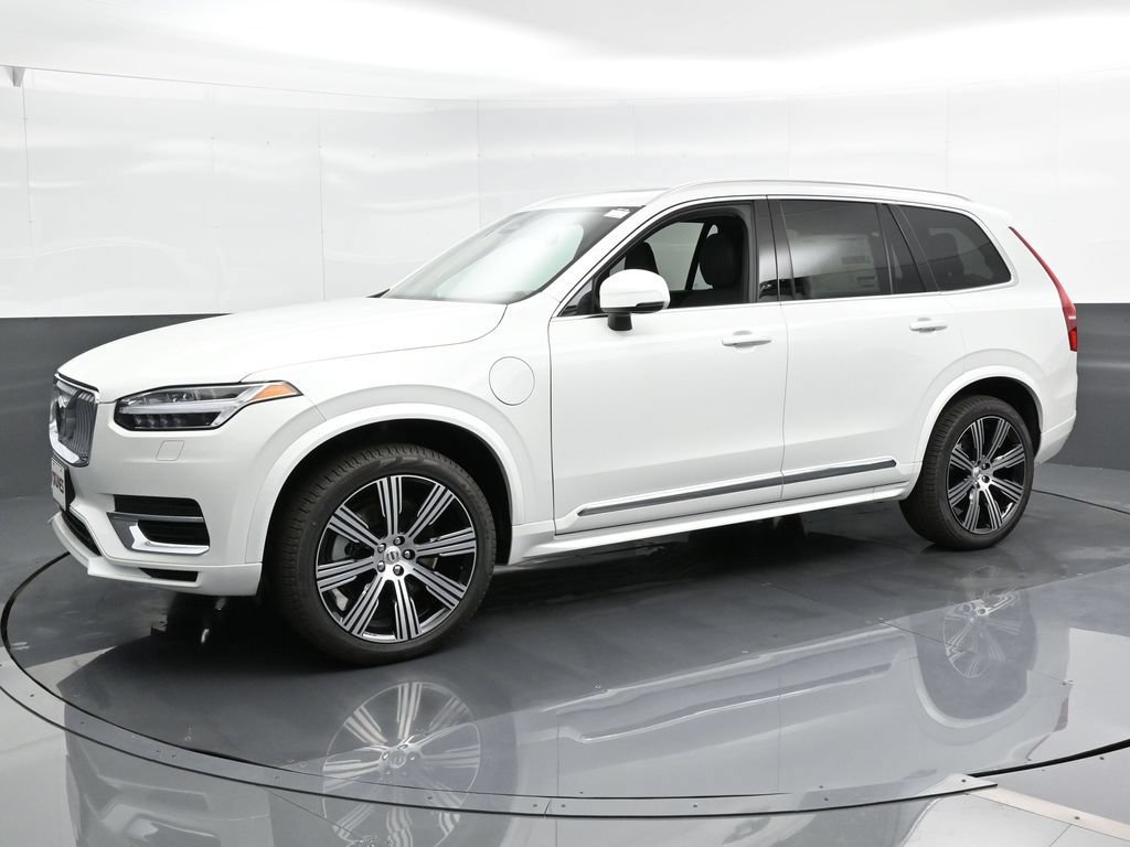New 2025 Volvo XC90 T8 Core w/ Protection Package Premier AWD/4WD image 7