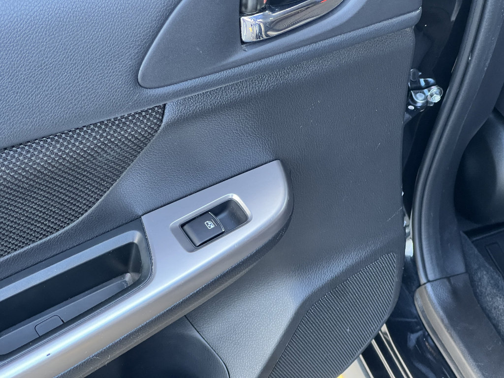 Used 2016 Subaru Crosstrek 2.0i Premium image 31