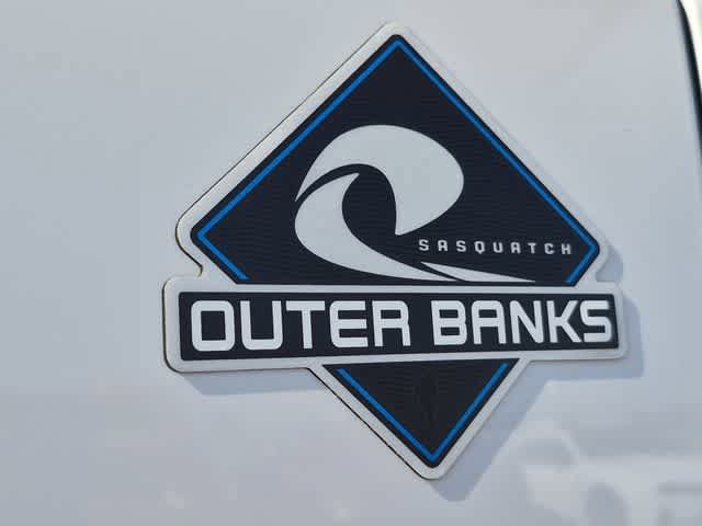 Used 2023 Ford Bronco Outer Banks w/ Sasquatch Package AWD/4WD image 37