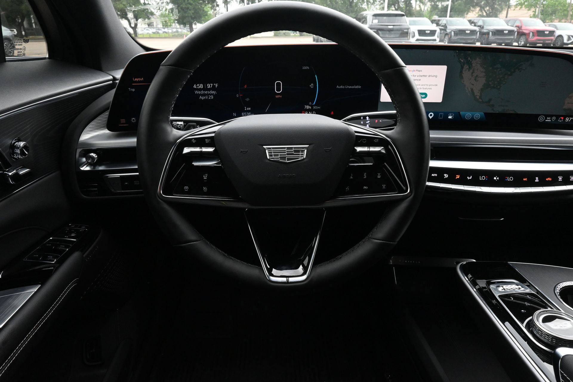 Used 2025 Cadillac Lyriq Luxury RWD image 11