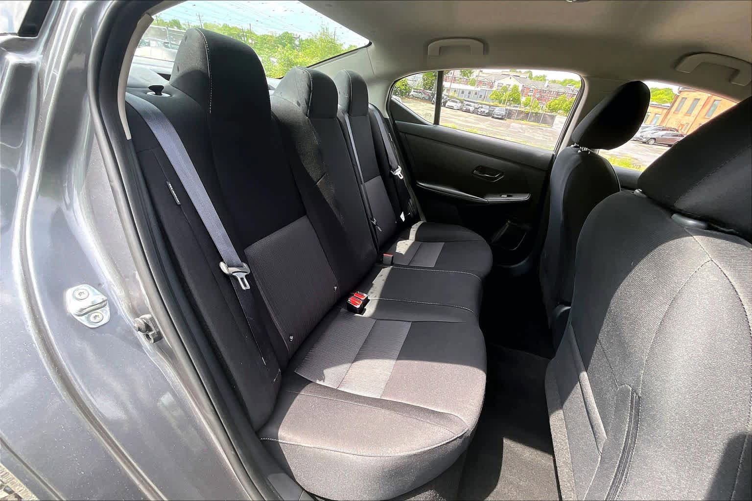 Used 2025 Nissan Sentra SV FWD image 21