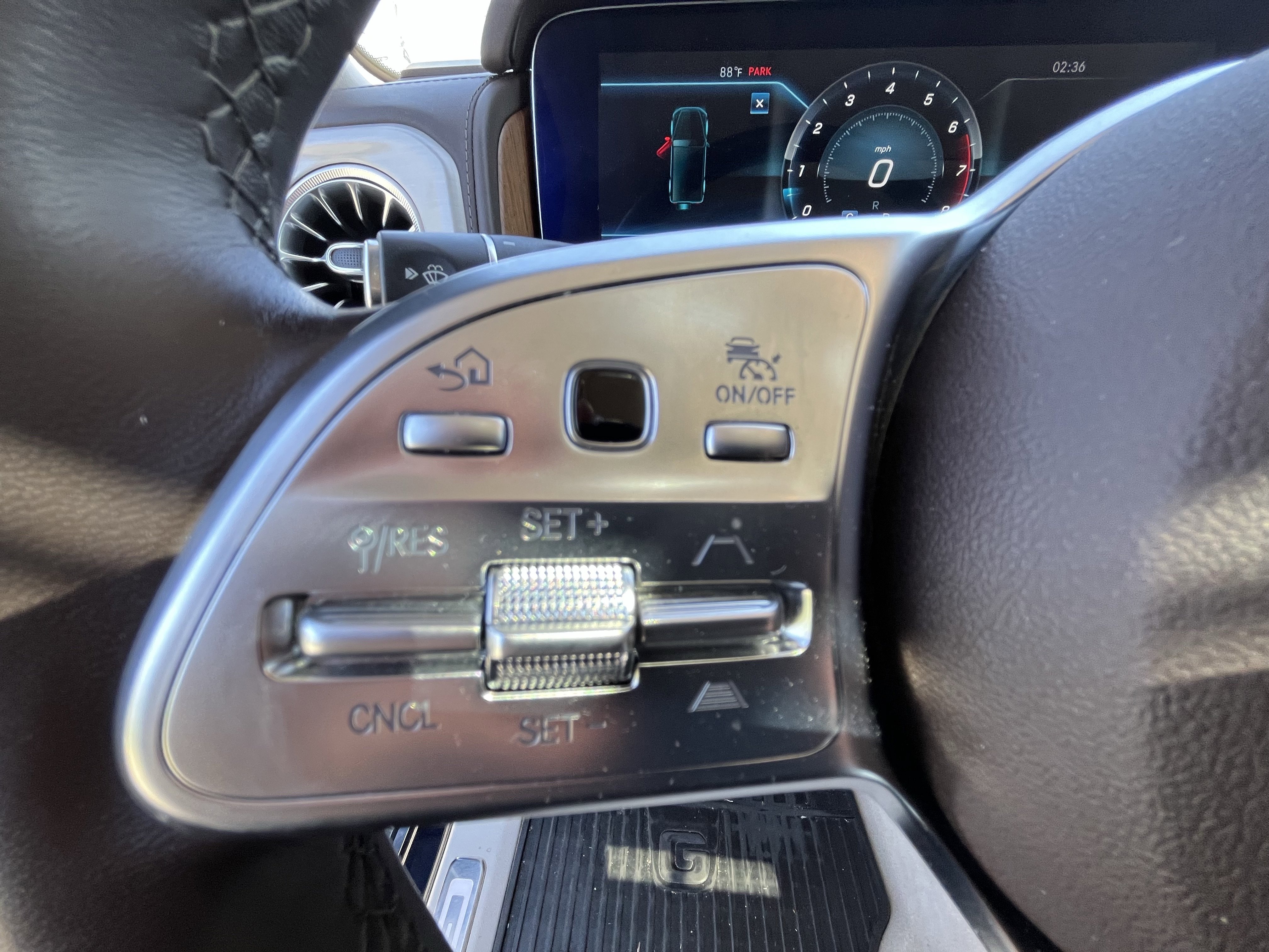 Used 2023 Mercedes-Benz G 550 image 12