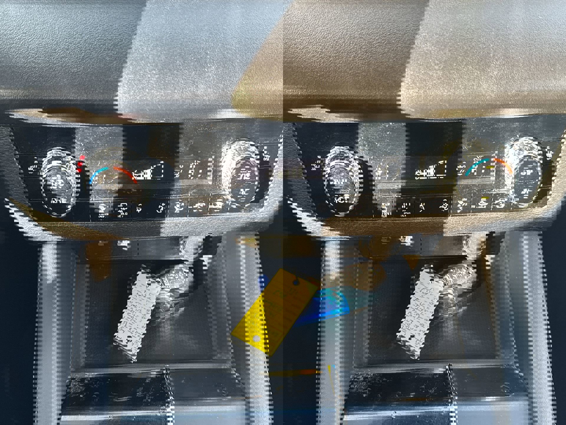 Used 2023 Mitsubishi Outlander SE image 19