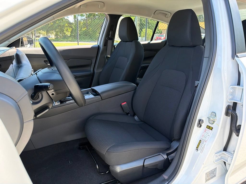 New 2027 Nissan Sentra S w/ S Cold Weather Package FWD image 16