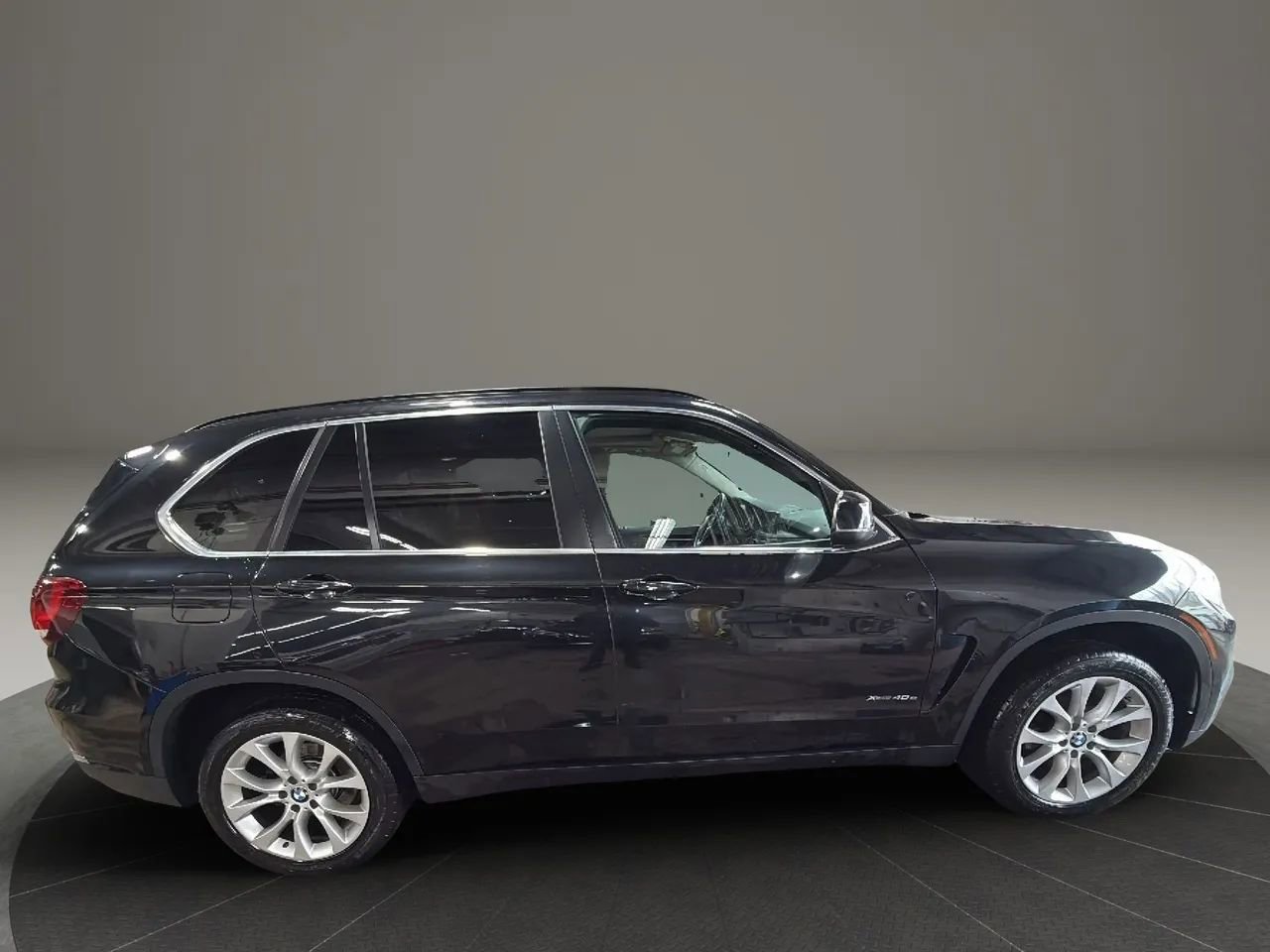 Used 2016 BMW X5 xDrive40e image 4