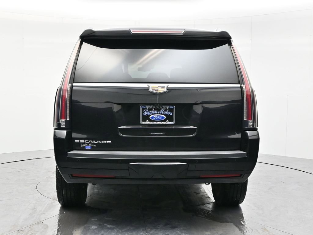 Used 2017 Cadillac Escalade Premium Luxury image 6