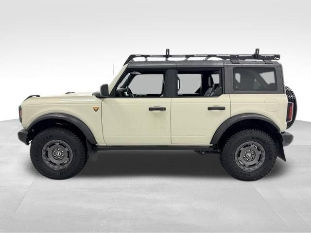 Used 2025 Ford Bronco Badlands w/ Sasquatch Package AWD/4WD image 3