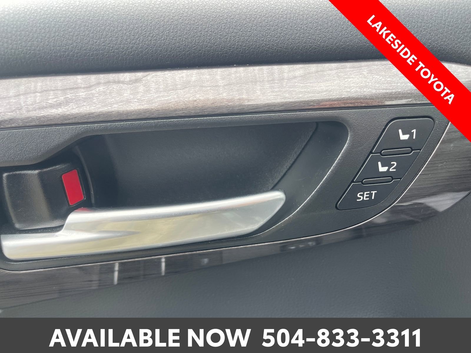 Used 2023 Toyota Highlander Limited FWD image 27