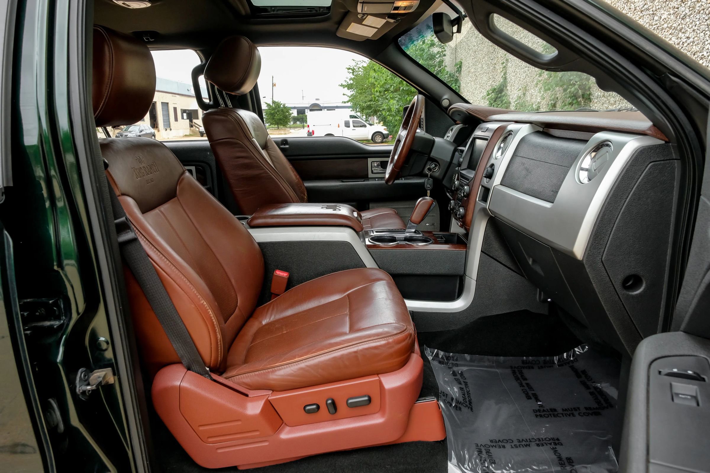 Used 2014 Ford F150 King Ranch w/ King Ranch Luxury Package AWD/4WD image 30