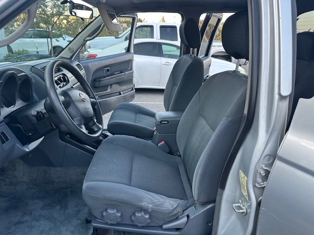 Used 2004 Nissan Frontier XE w/ (PWR) XE Pwr Pkg image 19