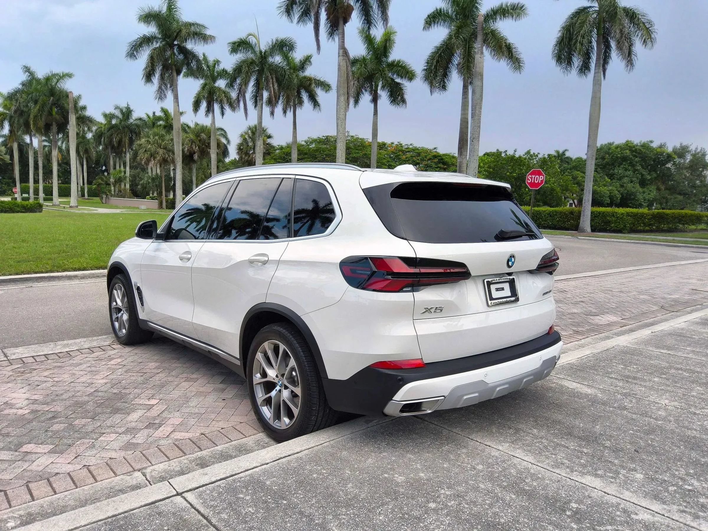 Used 2025 BMW X5 sDrive40i w/ Parking Assistance Package RWD image 23