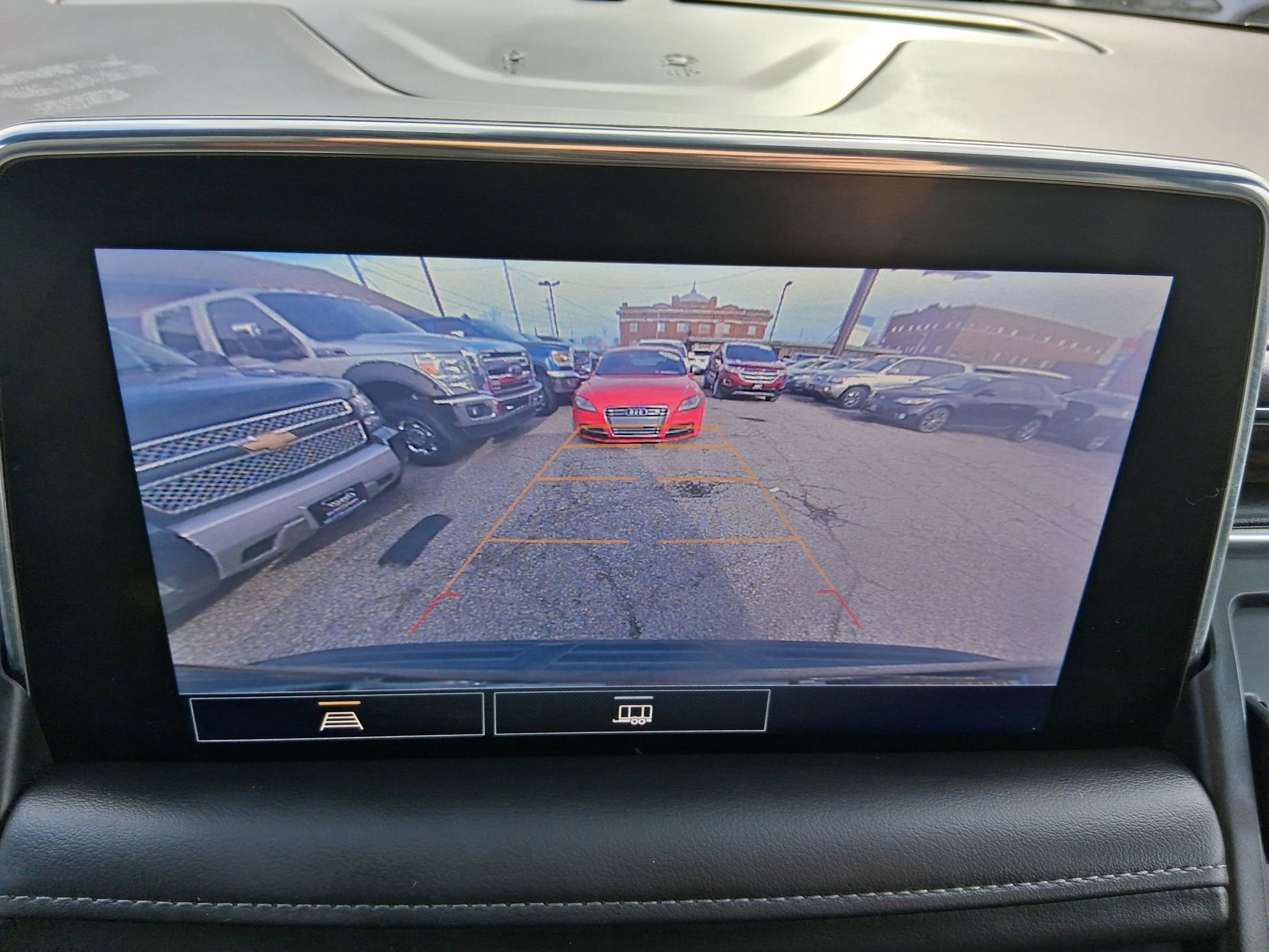 Used 2021 Chevrolet Suburban LT AWD/4WD image 21