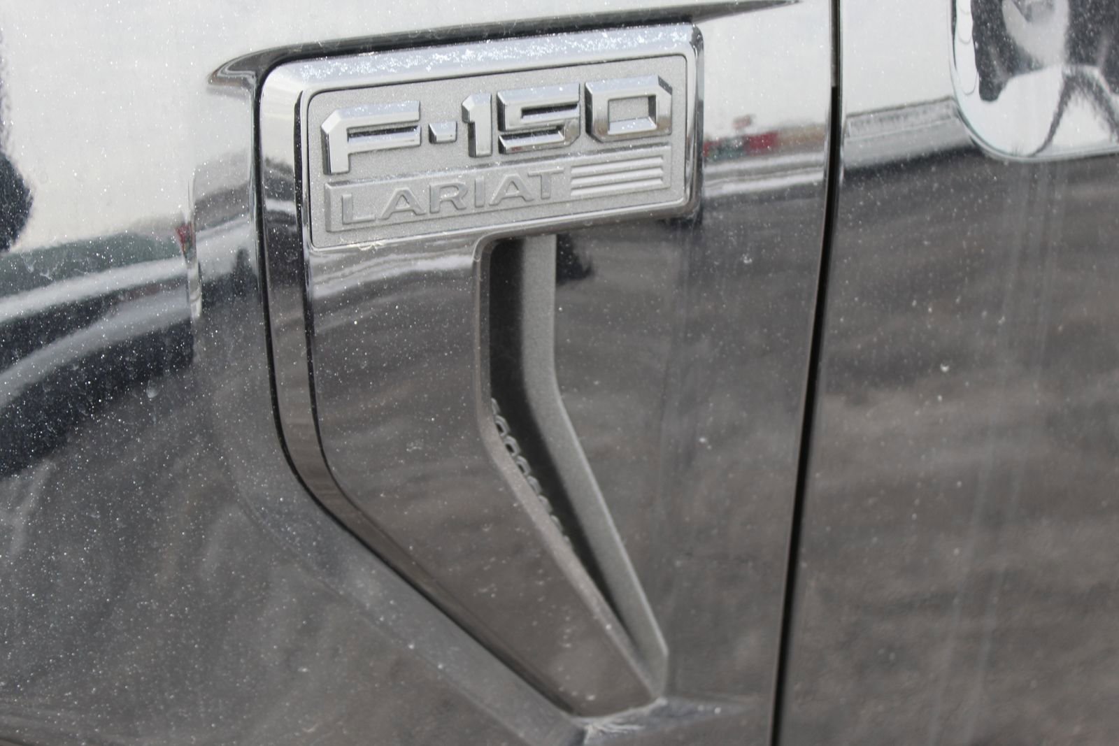 New 2025 Ford F150 Lariat w/ Equipment Group 501A Mid image 3