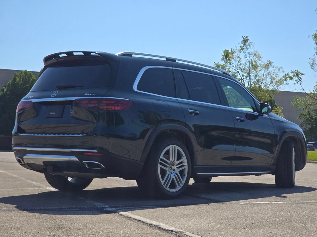 Used 2024 Mercedes-Benz GLS 450 4MATIC image 17