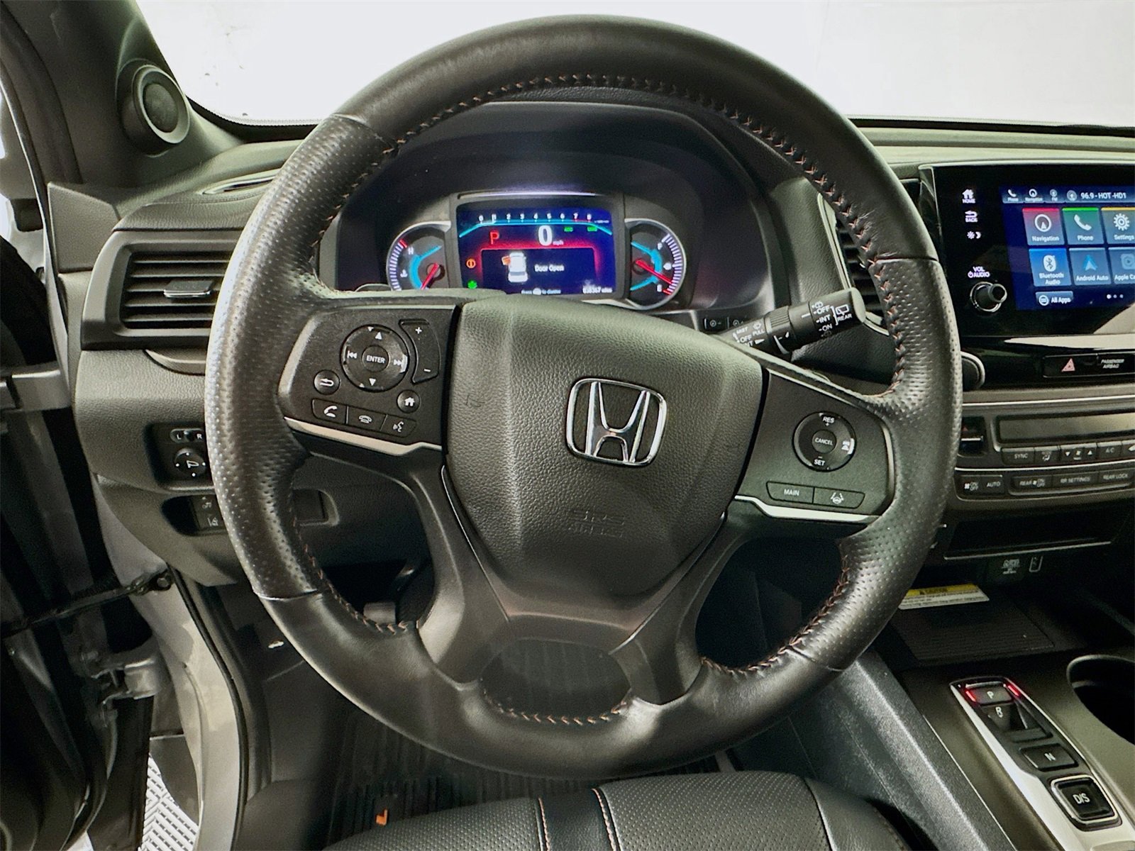 Used 2022 Honda Pilot TrailSport image 9