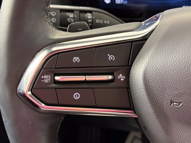 Used 2026 Chevrolet Equinox LT FWD image 14