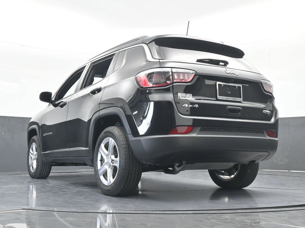 Used 2024 Jeep Compass Latitude image 55