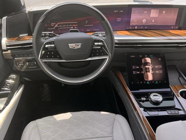 New 2026 Cadillac Escalade ESV Platinum Luxury AWD/4WD image 10