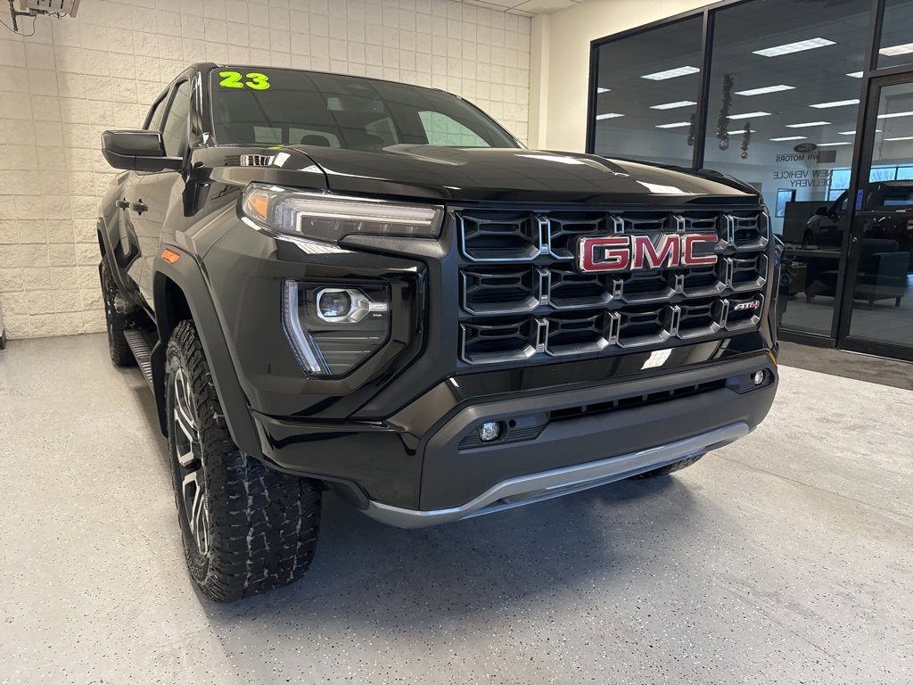 Used 2023 GMC Canyon AT4 w/ AT4 Premium Package image 40