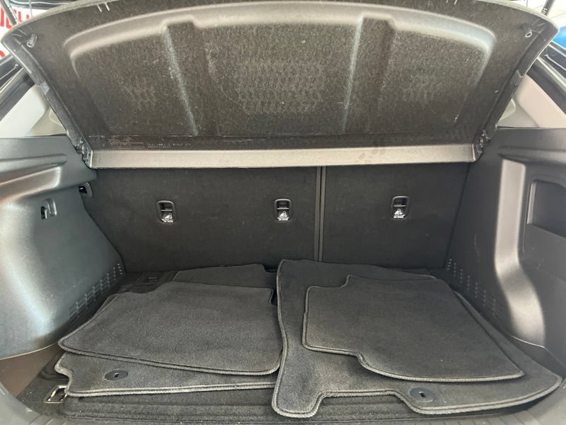 Used 2018 Hyundai Kona SEL w/ SEL Tech Package 02 FWD image 8