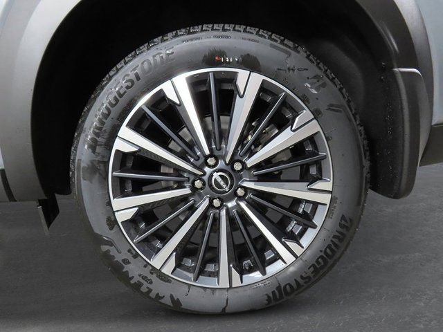 New 2026 Nissan Pathfinder Platinum w/ Cargo Package AWD/4WD image 10