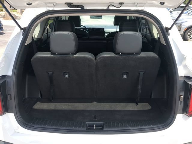 Used 2024 Kia Sorento S FWD image 14