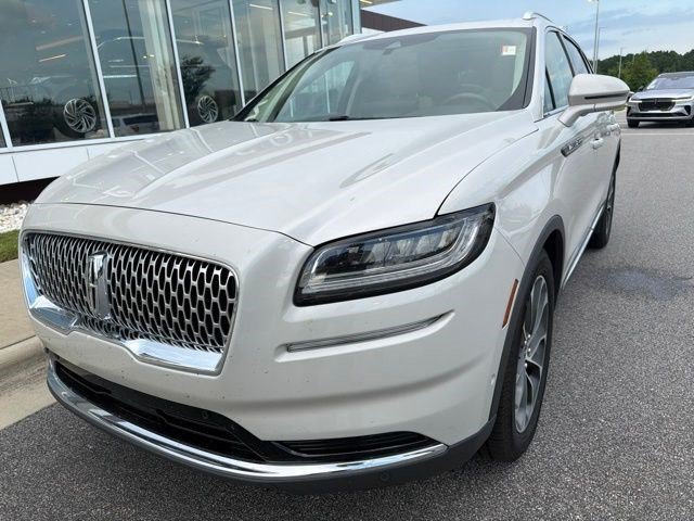 Used 2023 Lincoln Nautilus Reserve AWD/4WD image 10