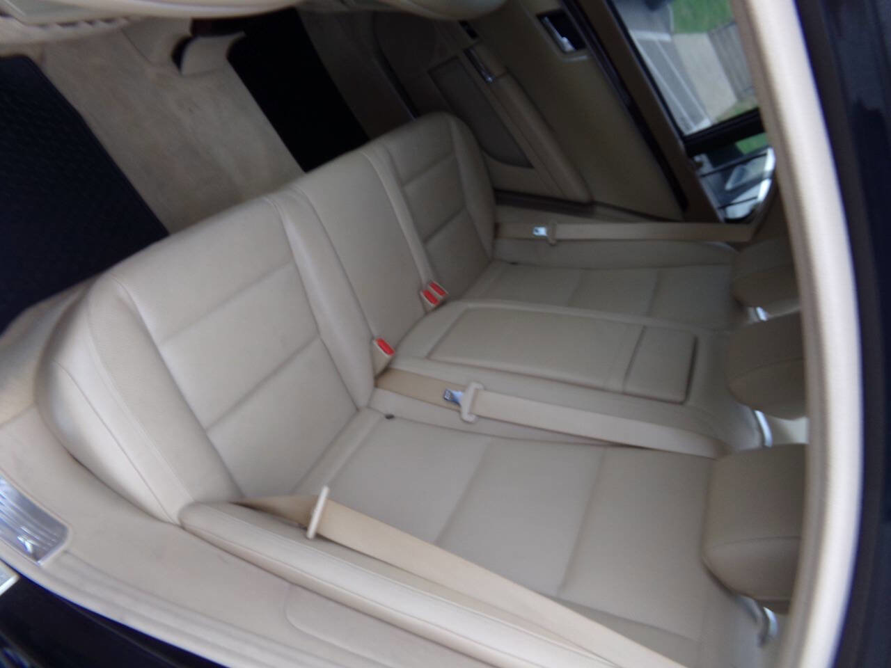 Used 2011 Mercedes-Benz S 550 4MATIC image 14