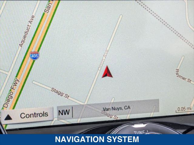 Used 2019 Ford Escape Titanium image 18