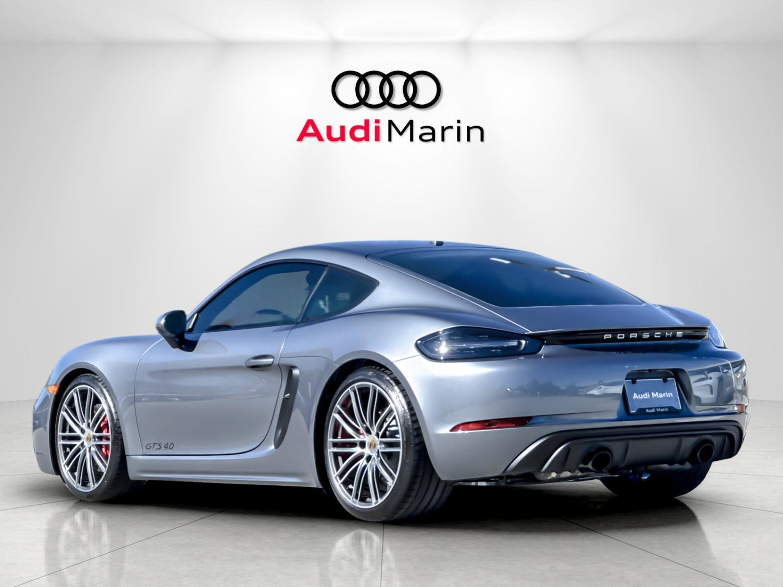 Used 2025 Porsche 718 Cayman GTS image 3