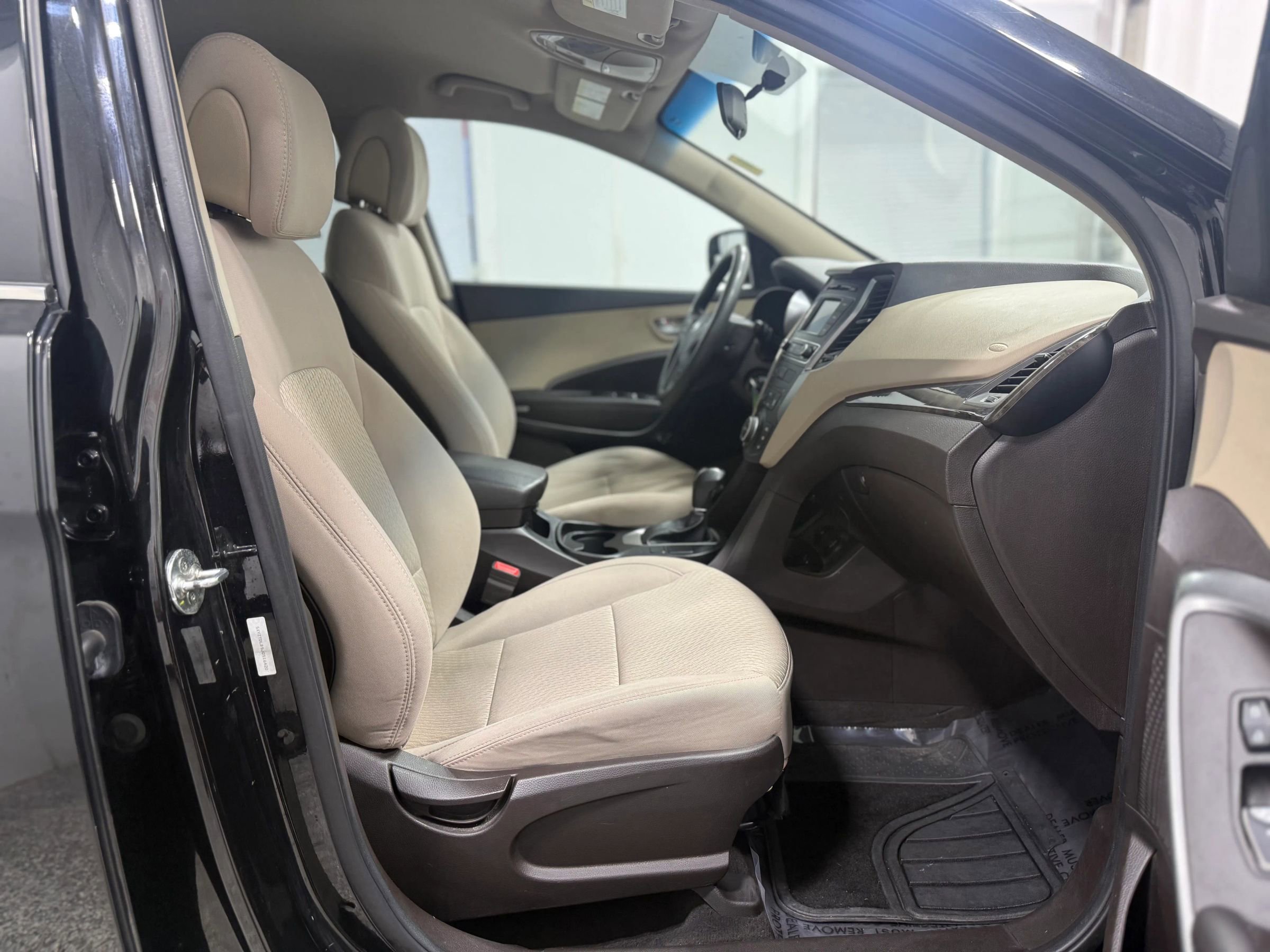 Used 2018 Hyundai Santa Fe Sport AWD/4WD image 25