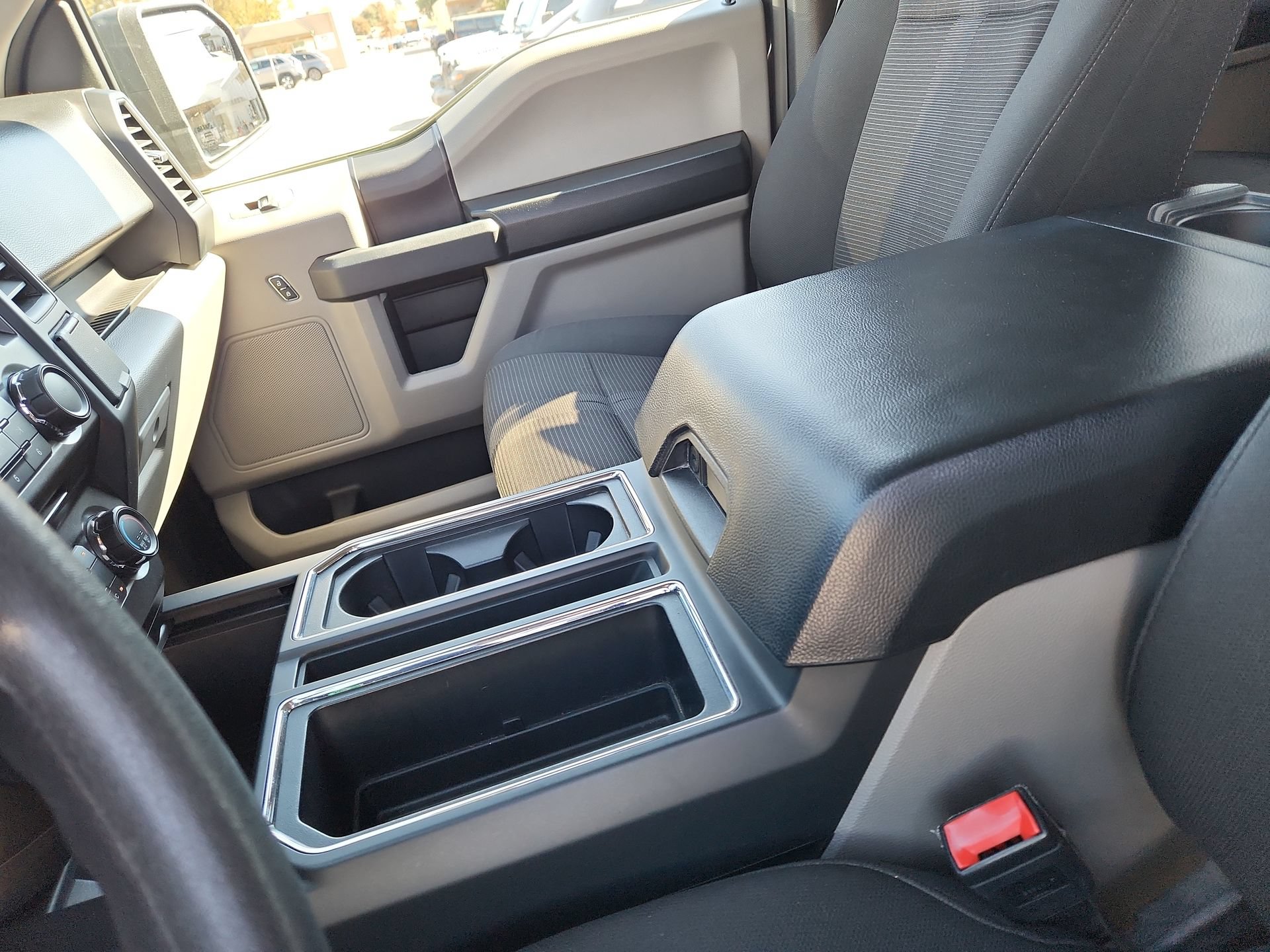 Used 2018 Ford F150 XL w/ Equipment Group 101A Mid AWD/4WD image 21