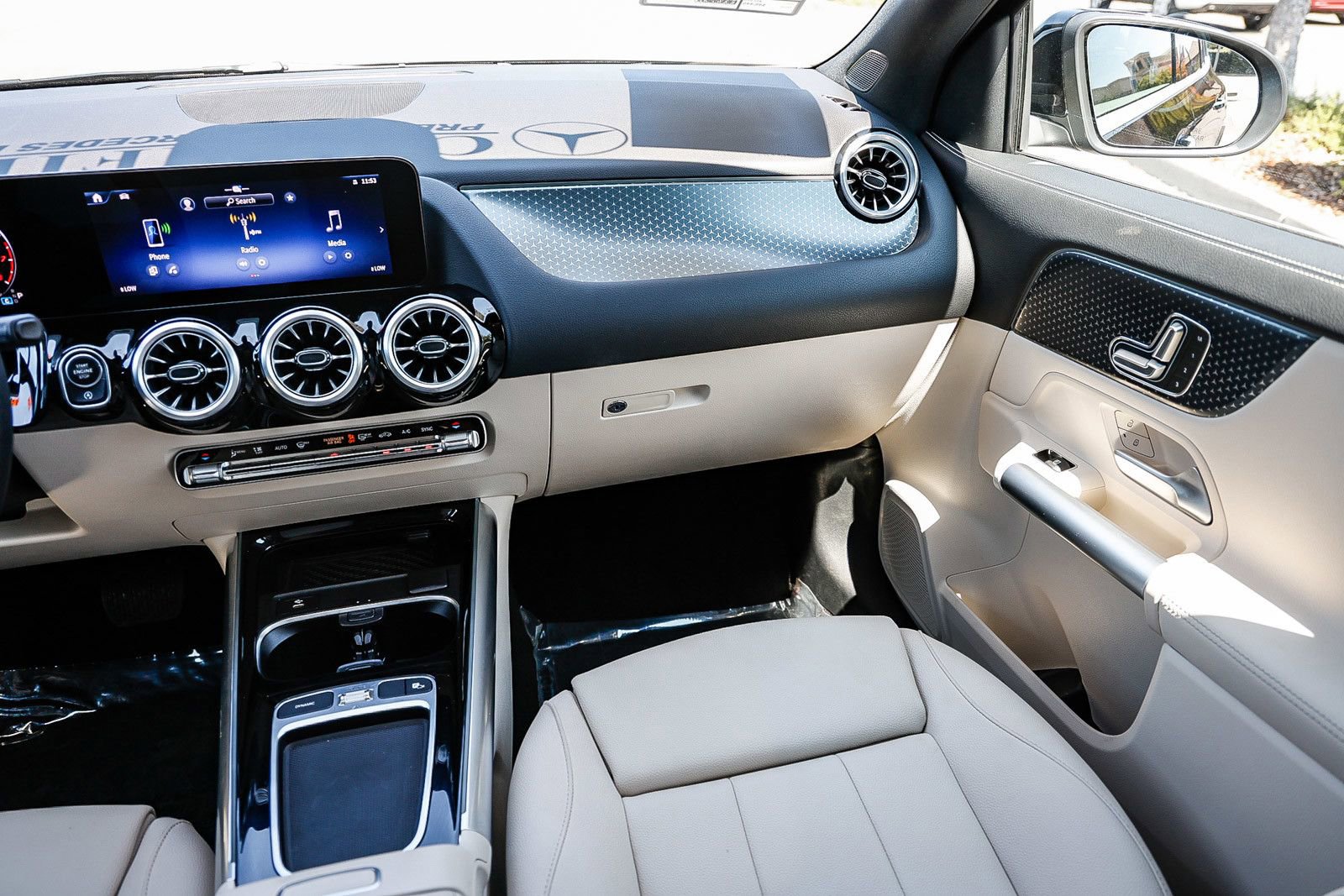 Certified 2025 Mercedes-Benz GLA 250 image 15