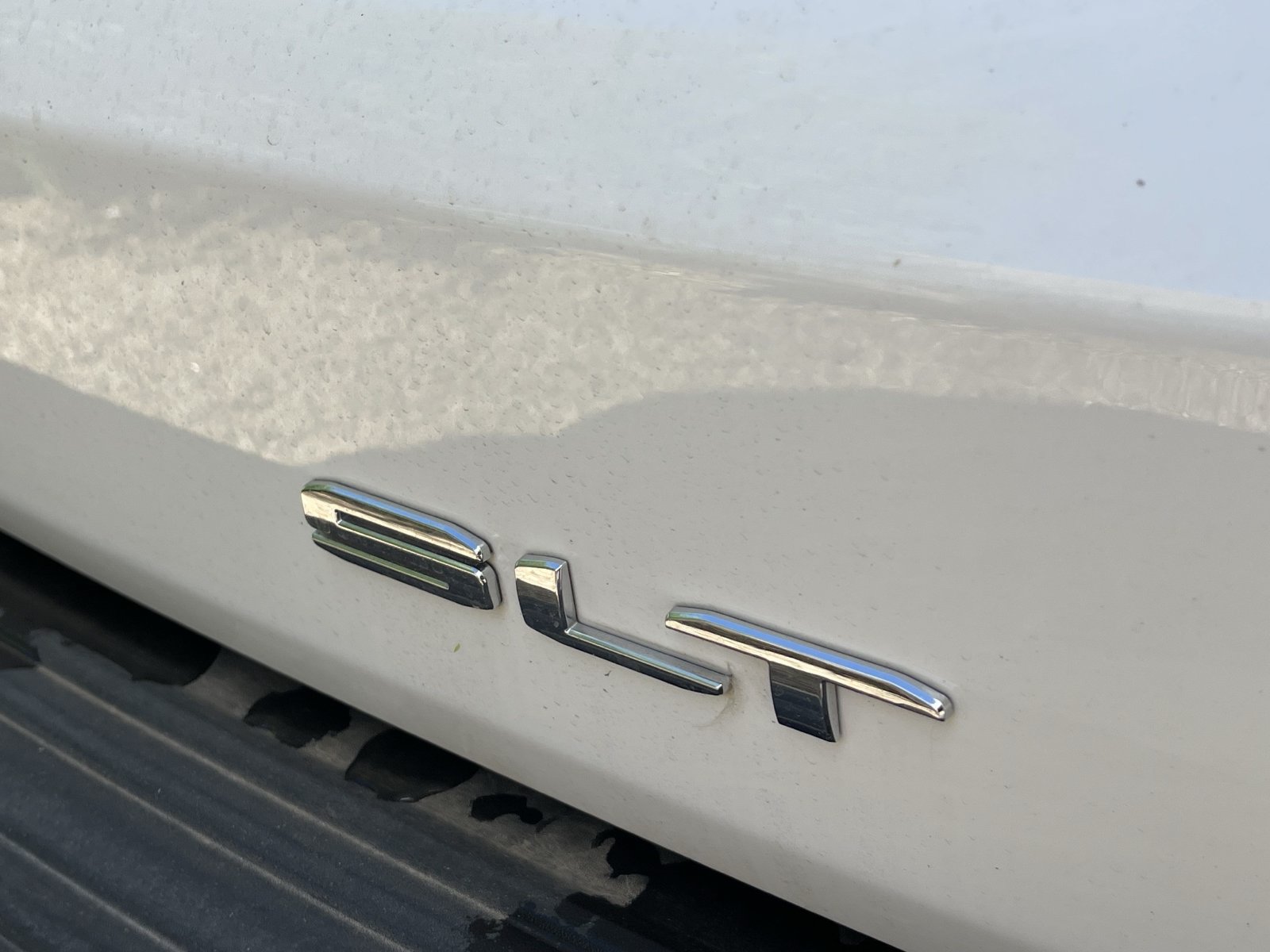 Used 2023 GMC Yukon SLT RWD image 5