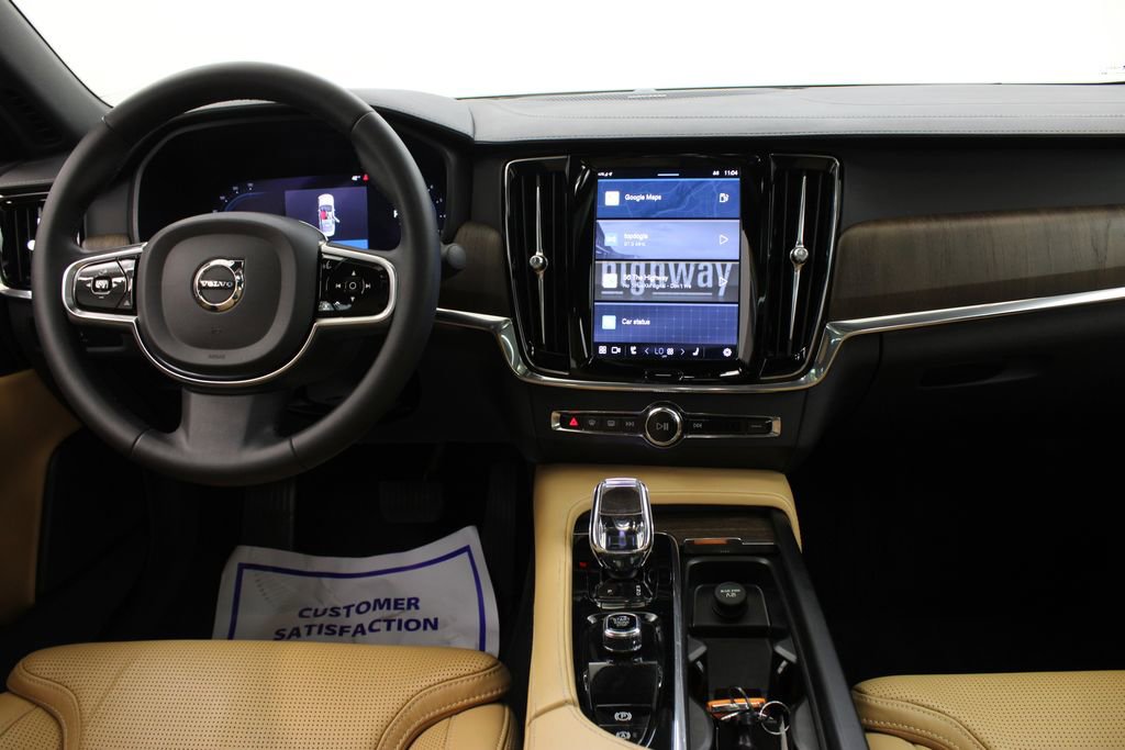 Used 2023 Volvo S90 B6 Ultimate w/ Protection Package Premier image 9