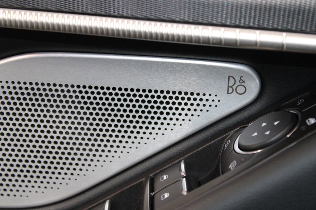 Used 2025 Ford Explorer ST image 48