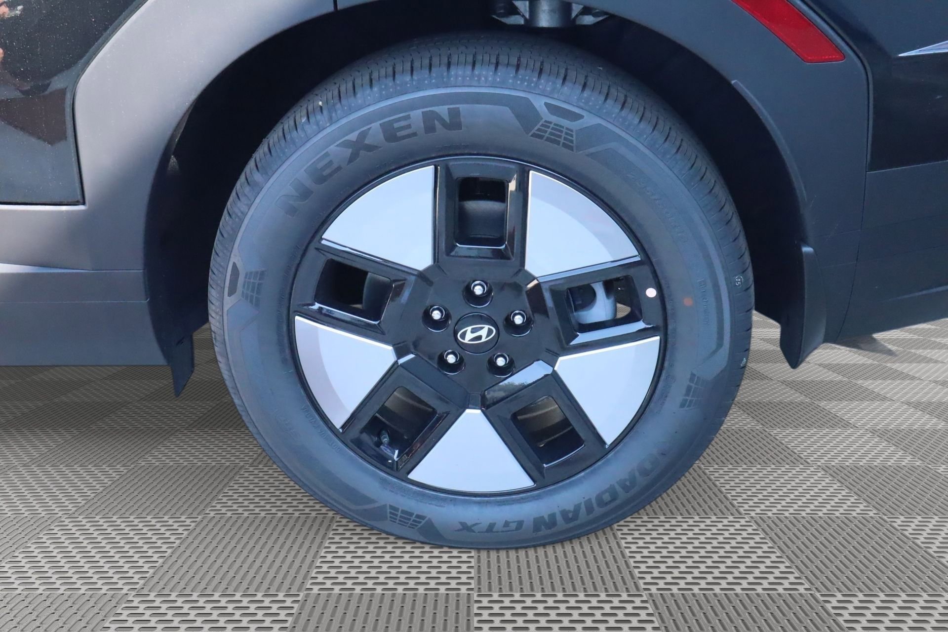 New 2026 Hyundai Santa Fe SEL image 5