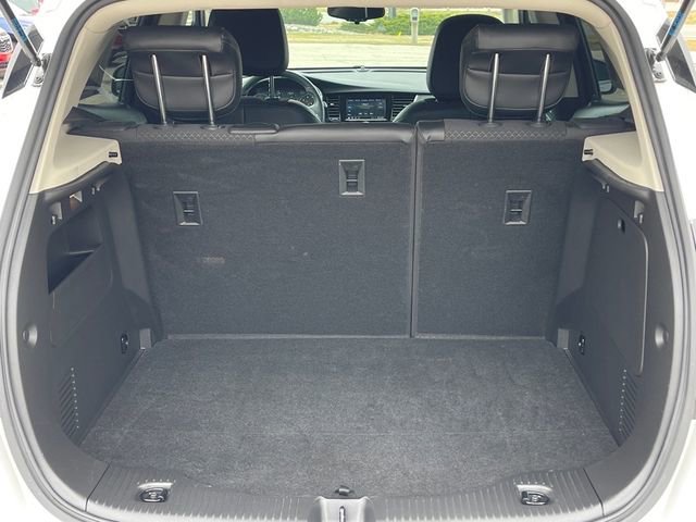 Used 2022 Buick Encore Preferred image 4