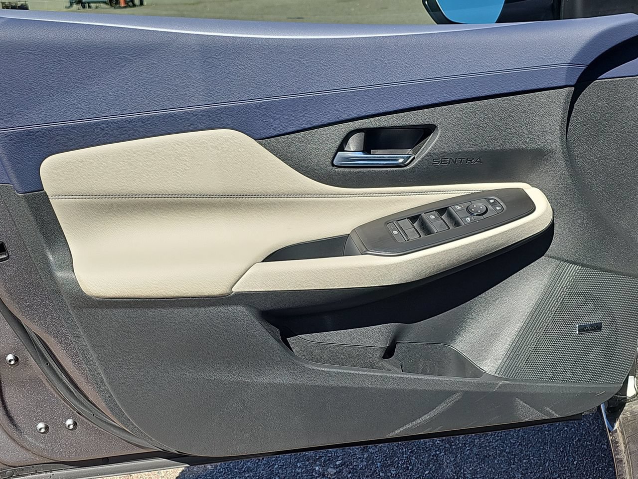 New 2026 Nissan Sentra SL w/ Floor Mat Package FWD image 26