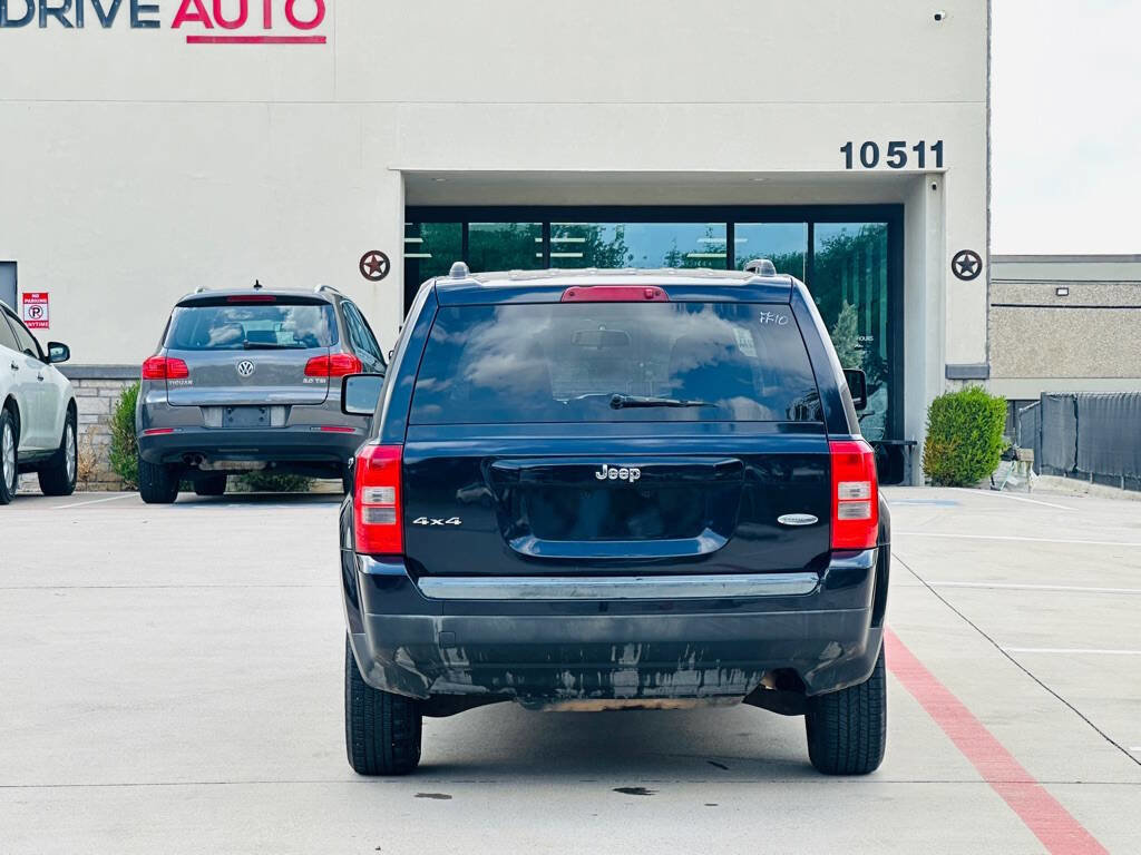 Used 2011 Jeep Patriot Latitude AWD/4WD image 8