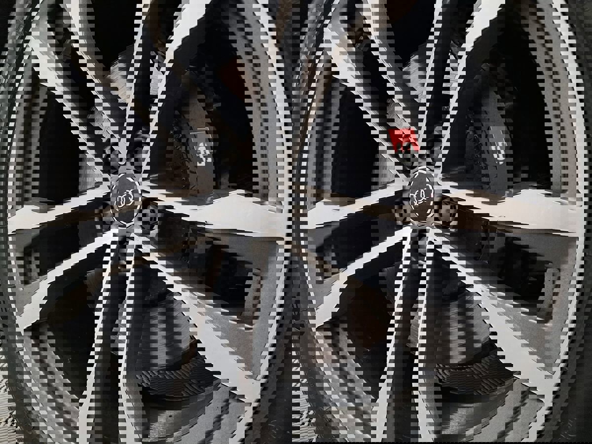 Used 2021 Audi SQ8 Premium Plus w/ Luxury Package image 7