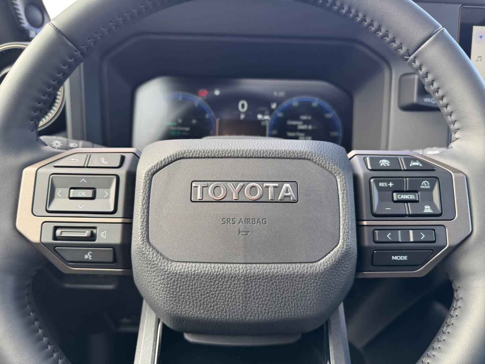Used 2025 Toyota Land Cruiser w/ Premium Package image 19