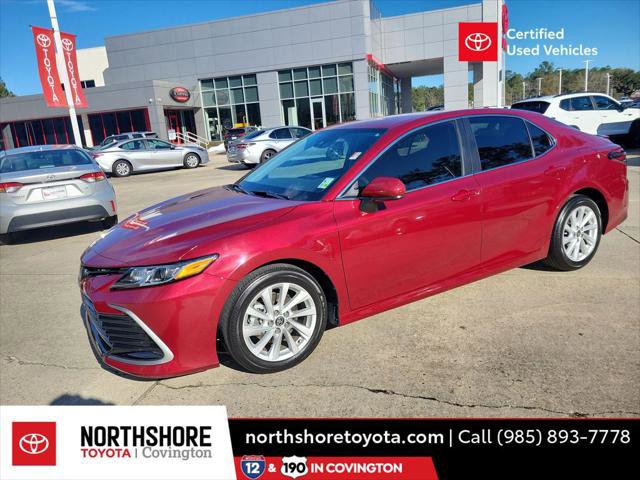 Certified 2022 Toyota Camry LE image 1