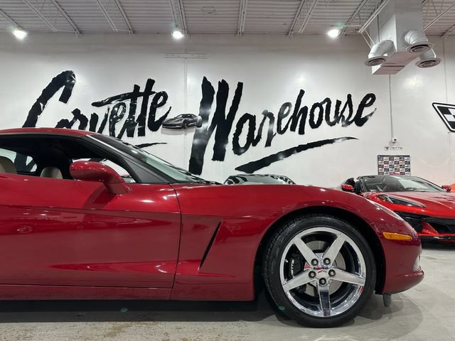 Used 2008 Chevrolet Corvette Coupe w/ Preferred Equipment Group RWD image 5