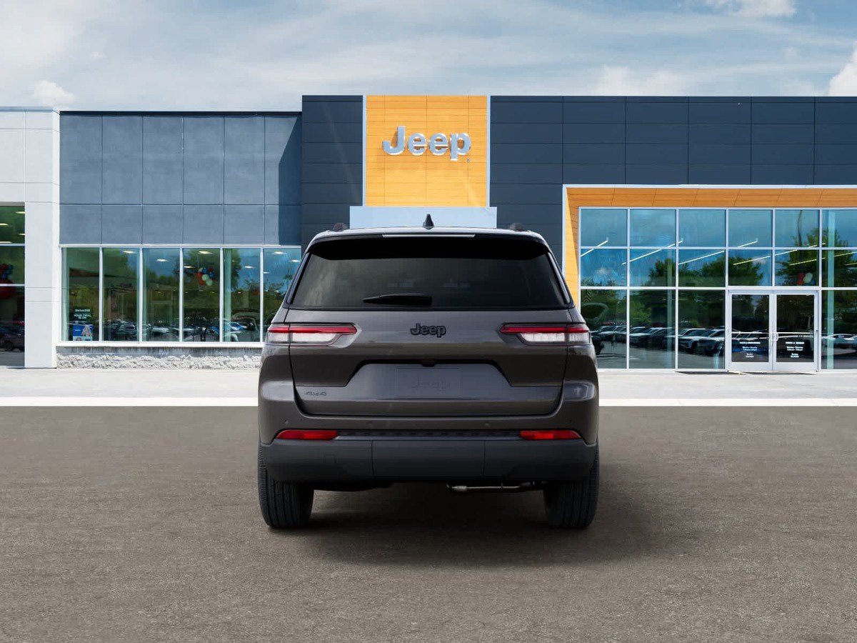 New 2025 Jeep Grand Cherokee L Limited AWD/4WD image 7
