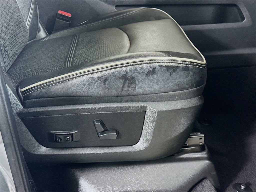 Used 2022 RAM 3500 Laramie image 23