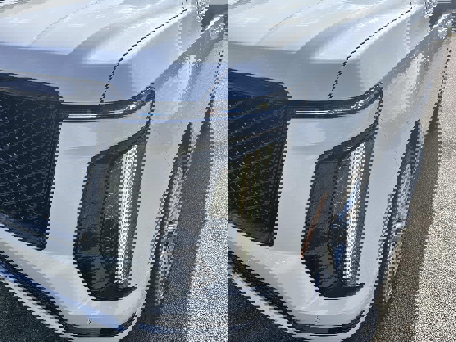 New 2025 Cadillac Escalade Sport Platinum w/ LPO, Floor Liner Package image 9