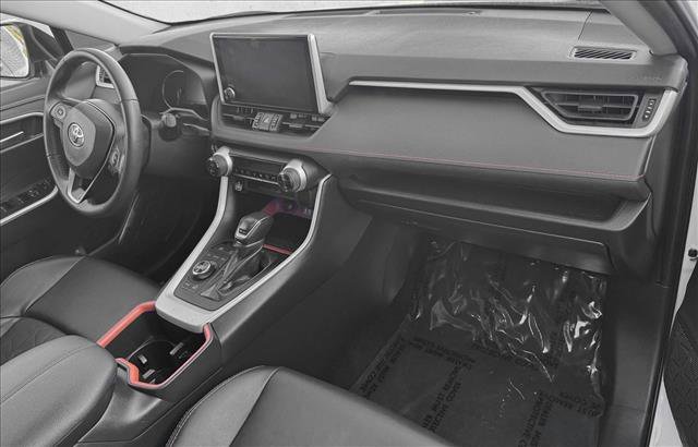 Used 2024 Toyota RAV4 Adventure image 21