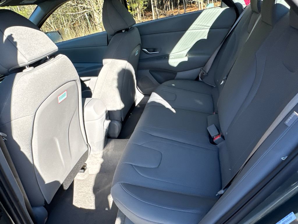 New 2026 Hyundai Elantra SE image 10