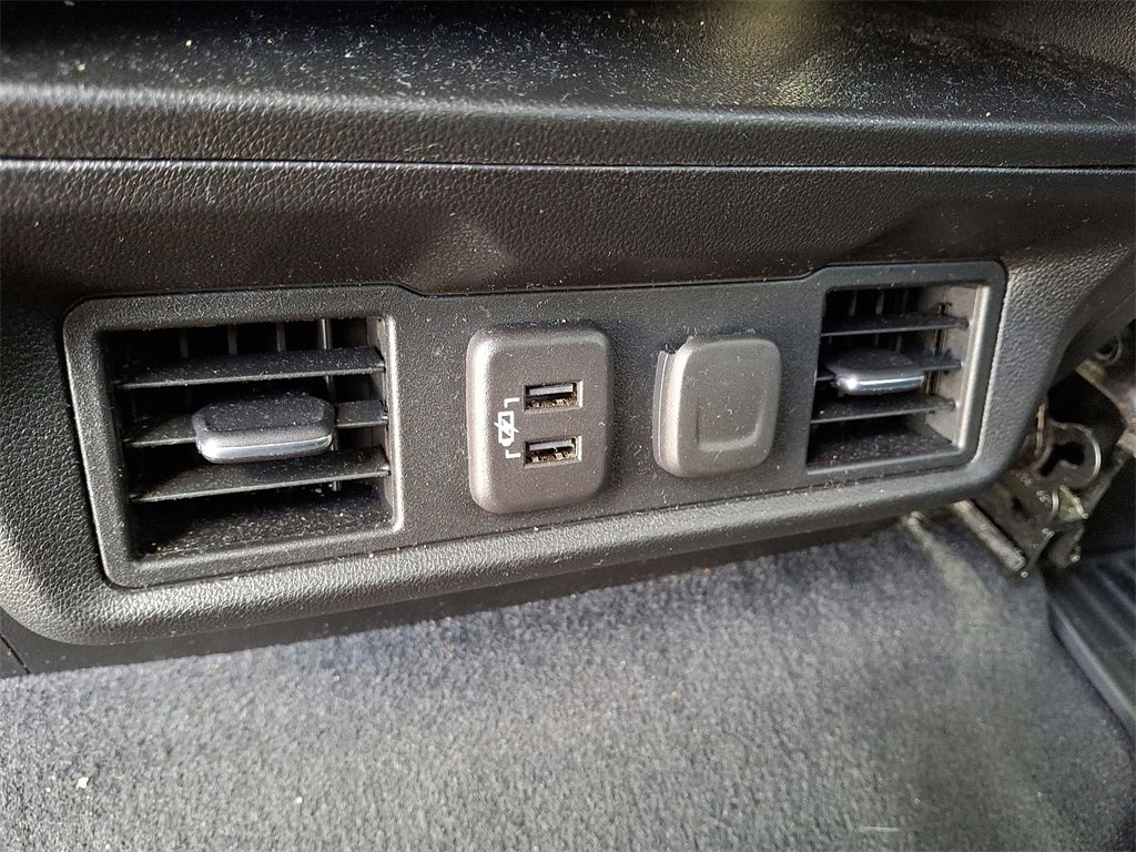 Used 2021 GMC Sierra 1500 Elevation image 11